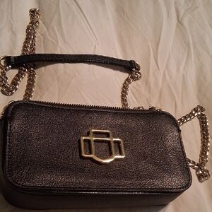 ANTONIO MELANI Black Crossbody Bag with Gold Chain